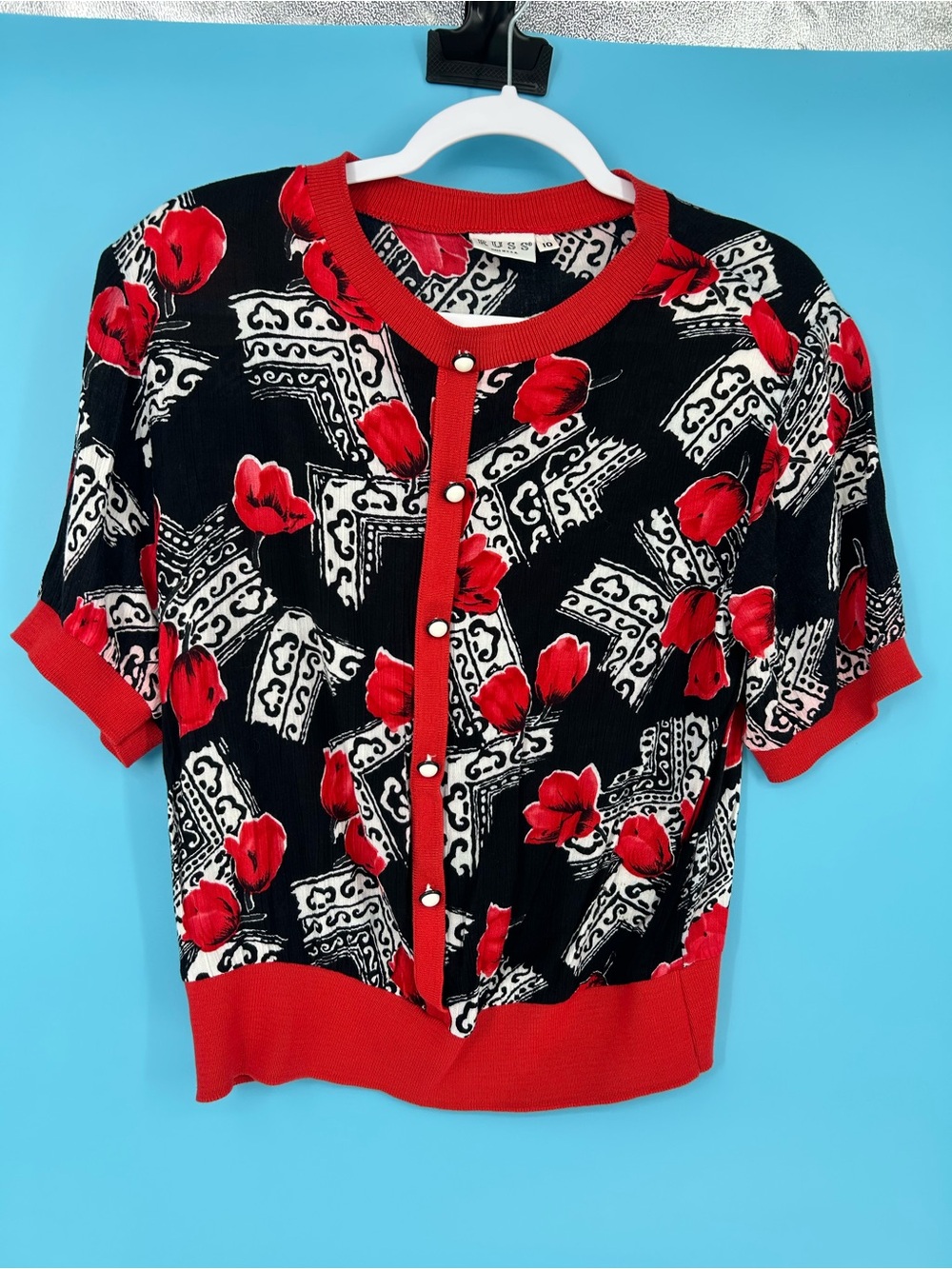 Russ Red Trim Black Floral Print Top vintage with shoulder pads sz 10